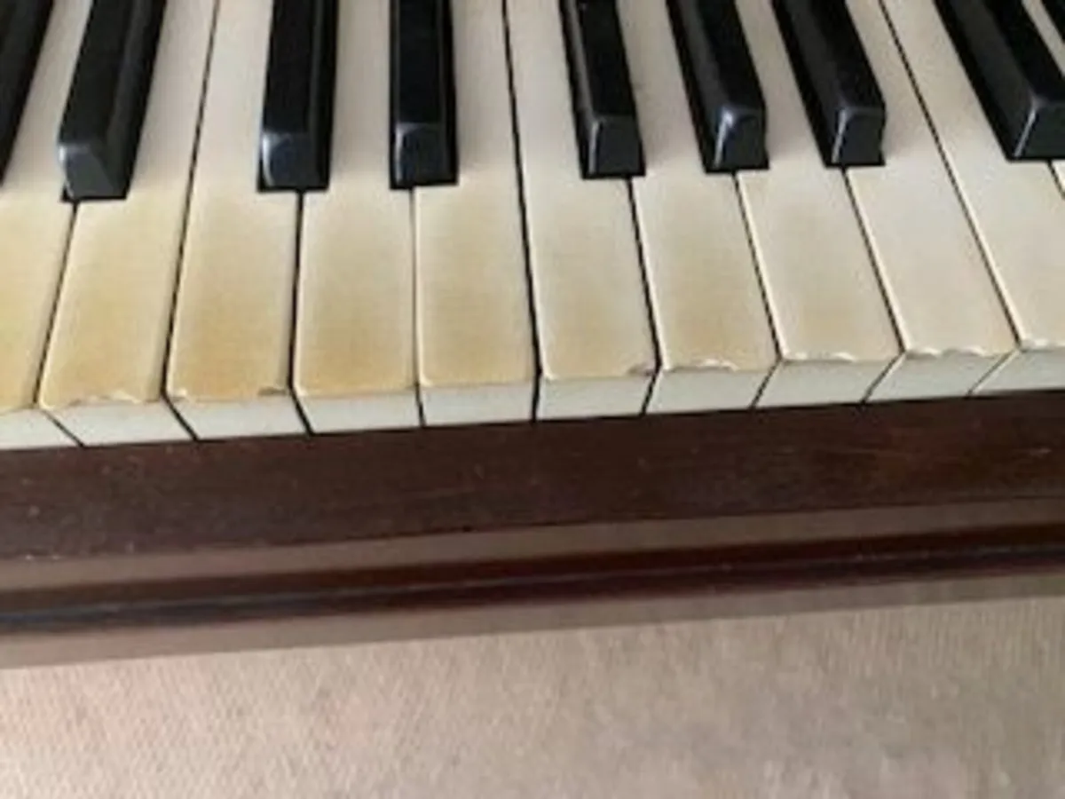 Piano - Image 4