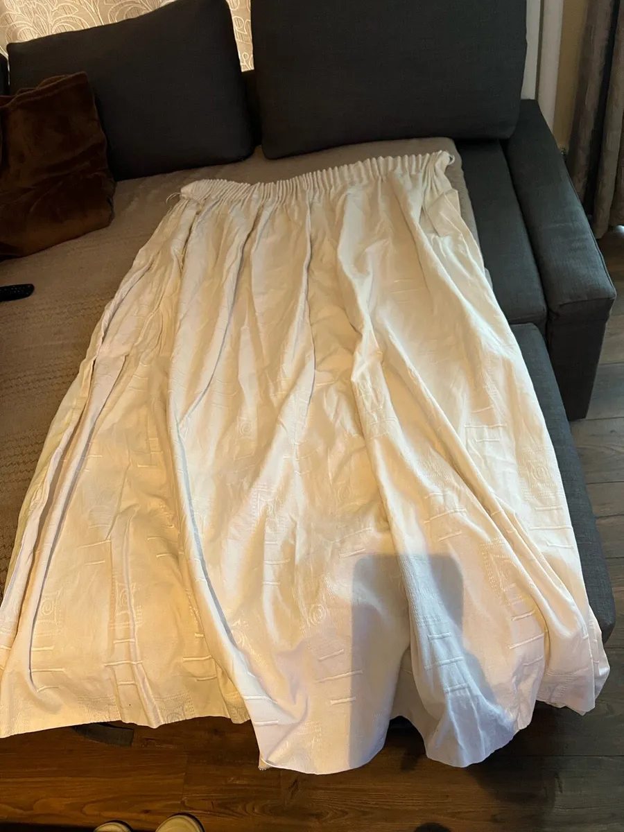 2 Curtain Beige - Image 1