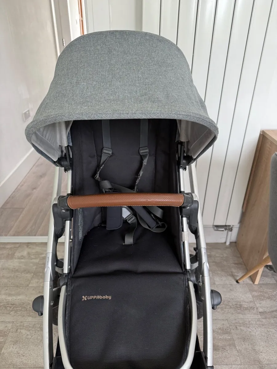 Uppababy Vista V2 Buggy and Bassinet - Image 3