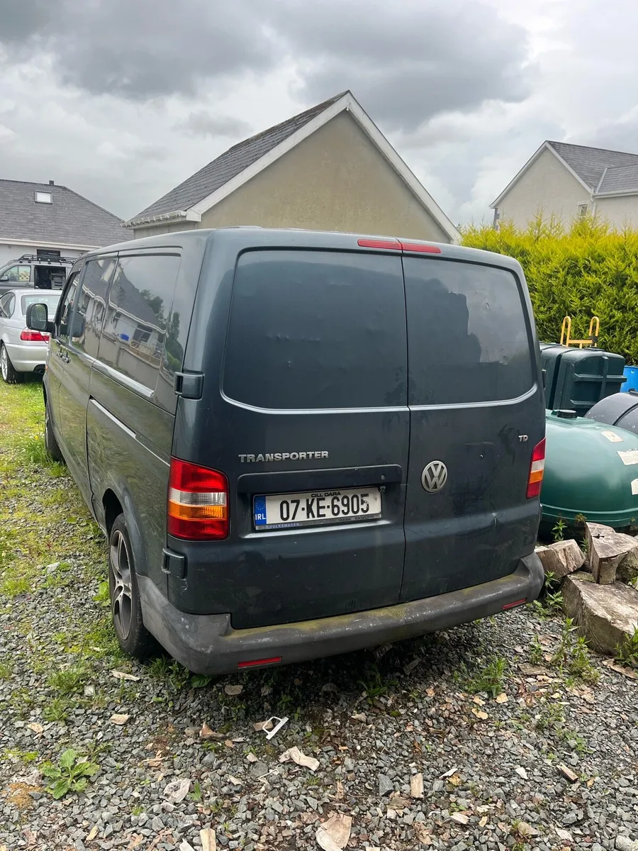 Volkswagen transporter - Image 4