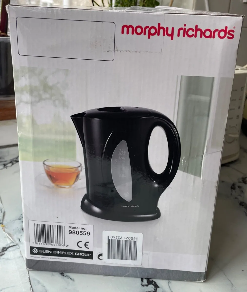 Kettle Morphy Richards 1.7 Jug Black - Image 1