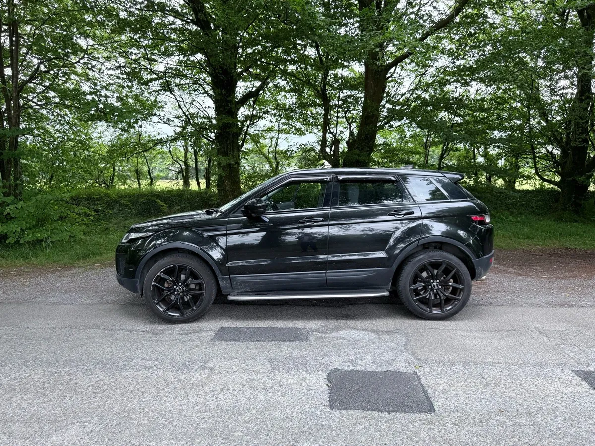 2016 Range Rover evoque - Image 1