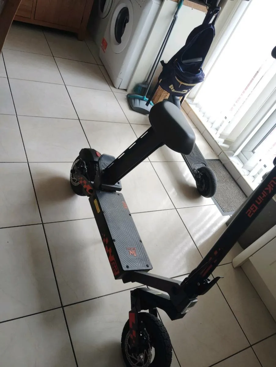 Electric Scooter kukirin G2 with seat - Image 2