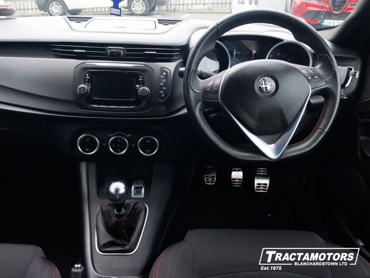 Alfa Romeo Giulietta 1.4 TB 150HP SPORT 5DR - Image 3