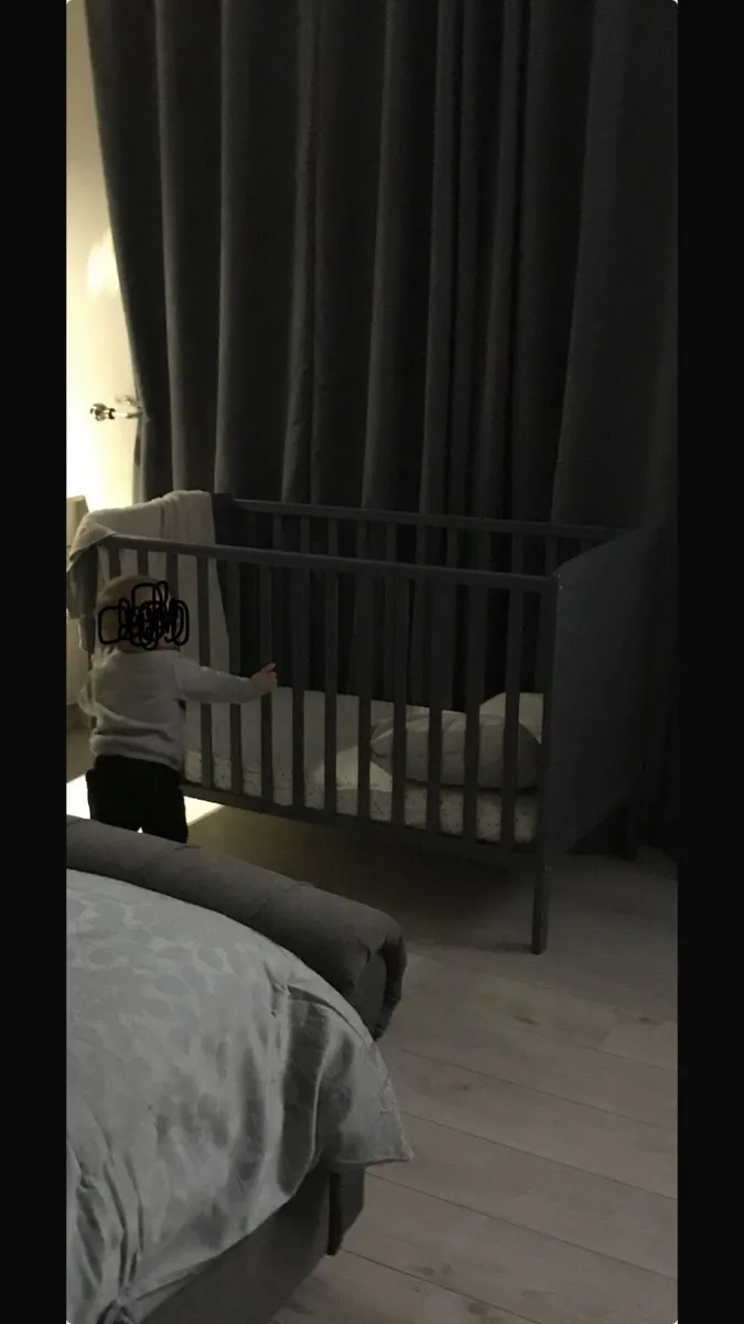 Cot bed