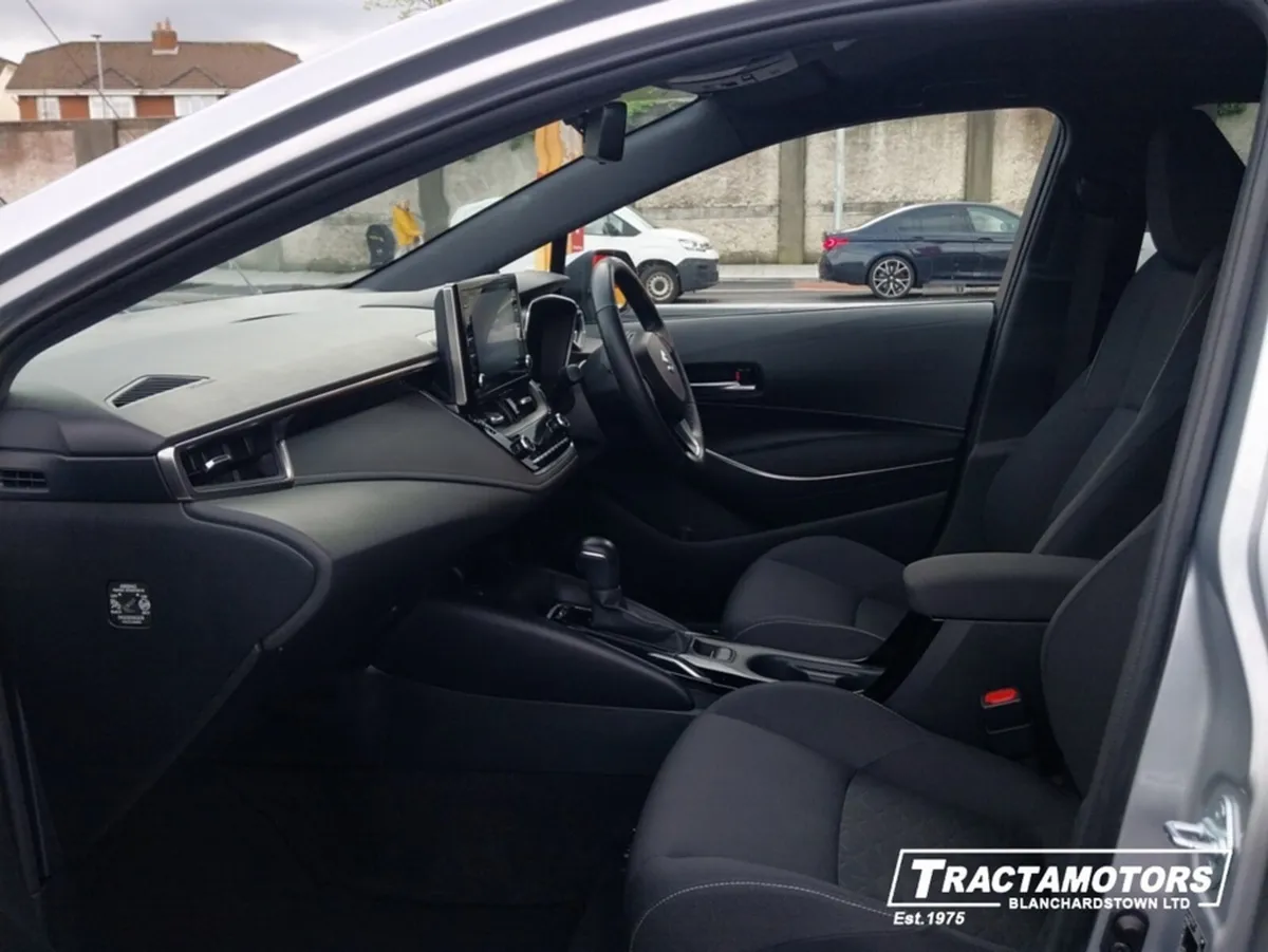 Toyota Corolla SUZUKI SWACE 1.8 HYBRID SZ-T CVT 4D - Image 4