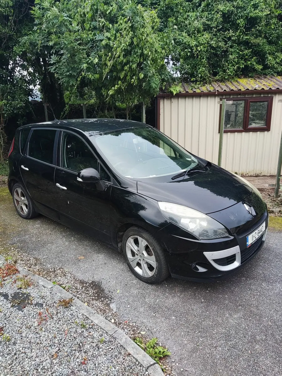 Renault Scenic 2011 - Image 2