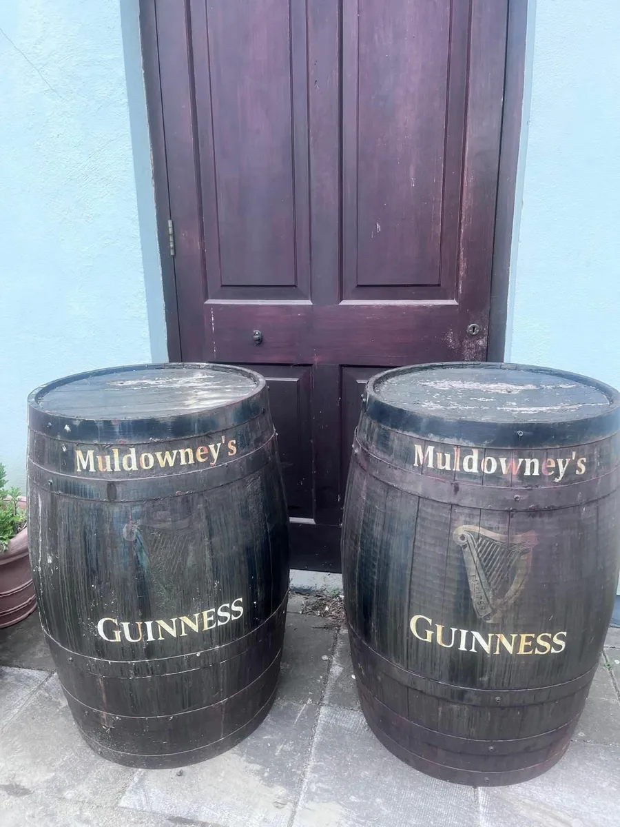Wooden barrel - Image 1