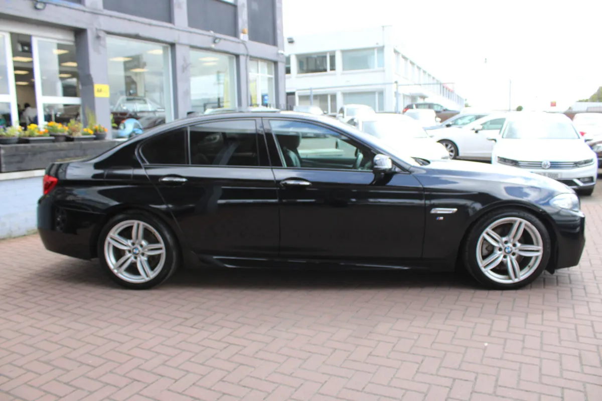BMW 5 SERIES 523D M-SPORT 4DR SALOON AUTOMATIC - Image 3