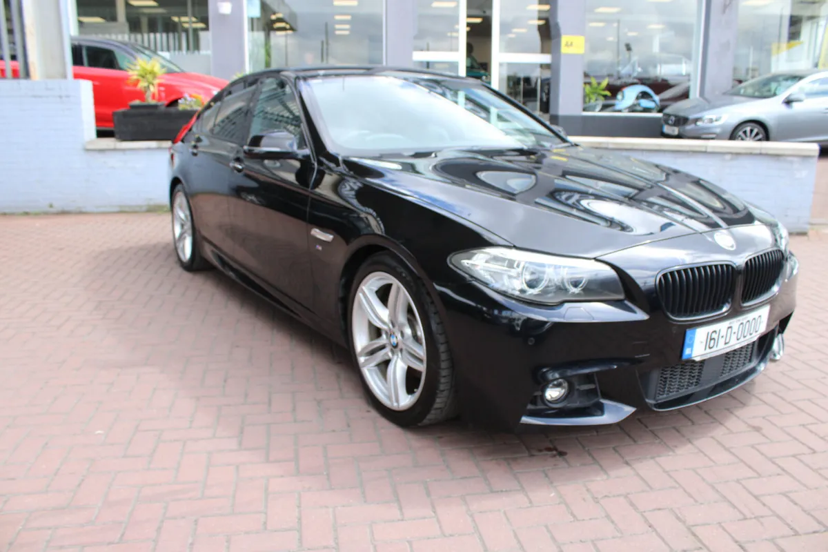 BMW 5 SERIES 523D M-SPORT 4DR SALOON AUTOMATIC - Image 1
