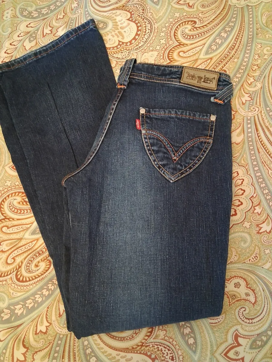 Levis Jeans - Image 4