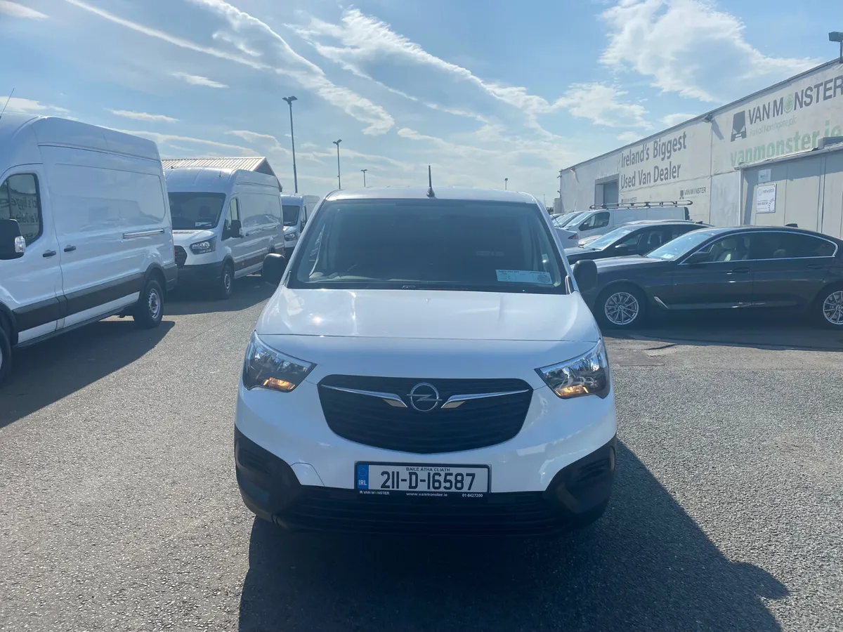 2021 Opel Combo 1.5 75BHP - Image 2