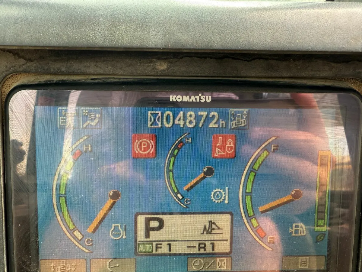 Komatsu D155 - Image 2