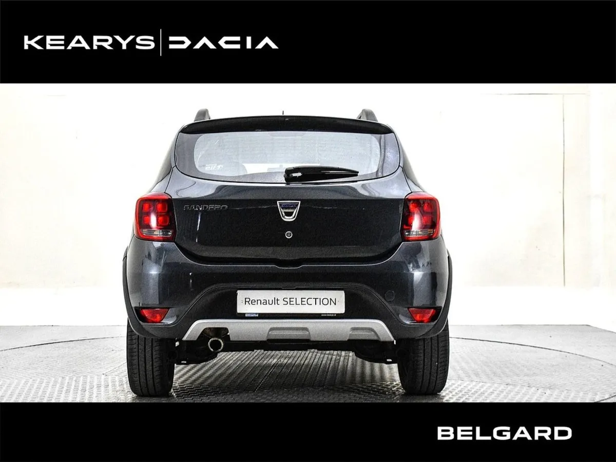 Dacia Sandero Stepway Blue dCi 95 Signature - Image 2