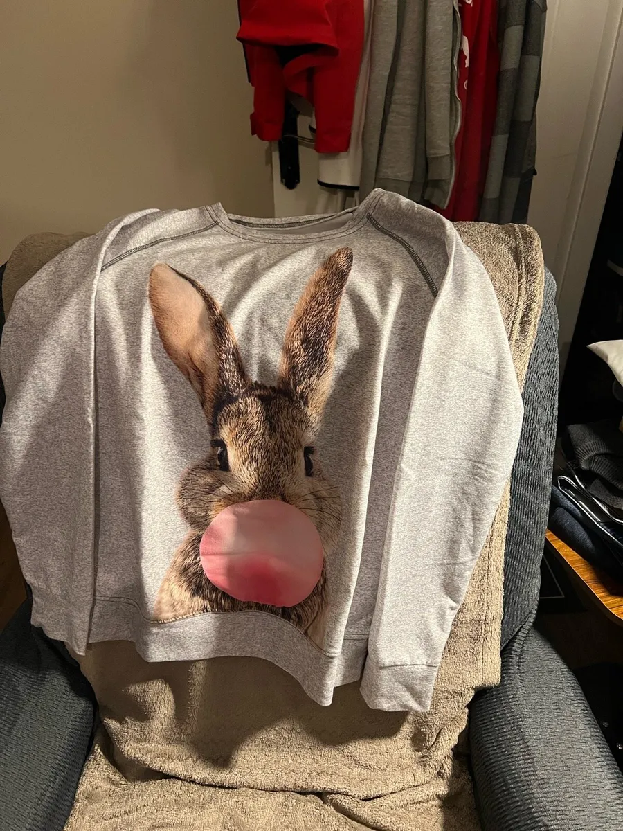 T-shirt long sleeve/thin hoodie - Image 3