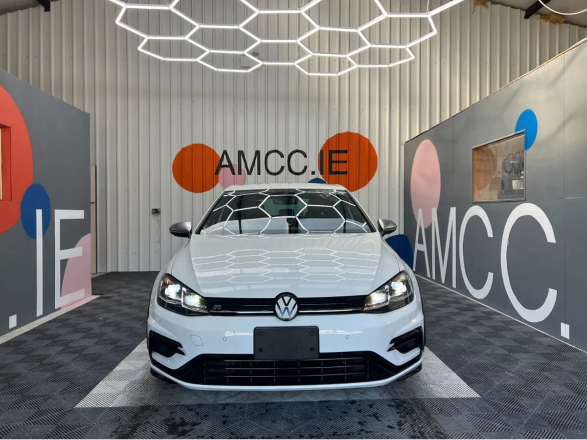 Volkswagen Golf GOLF R AUTOMATIC 2.0 DSG / 91k KMs - Image 2