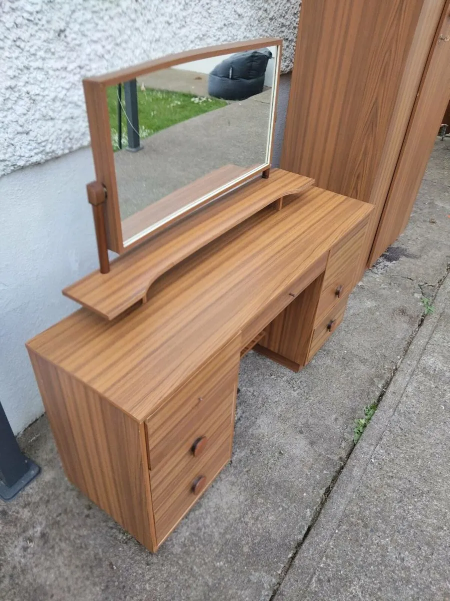 Retro Dressingtable - Image 3
