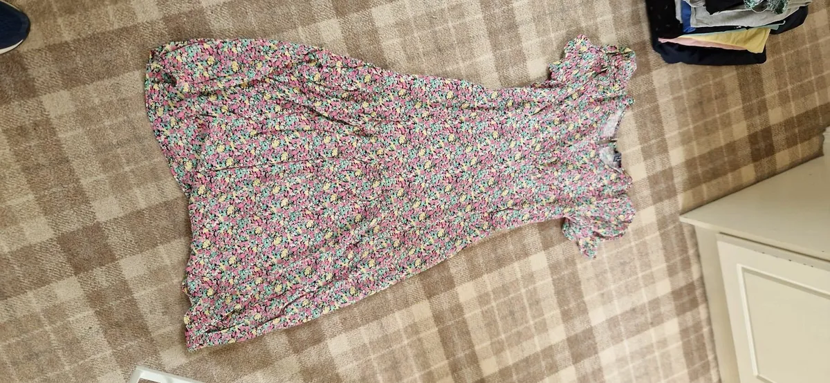 Maternity clothes - Image 3