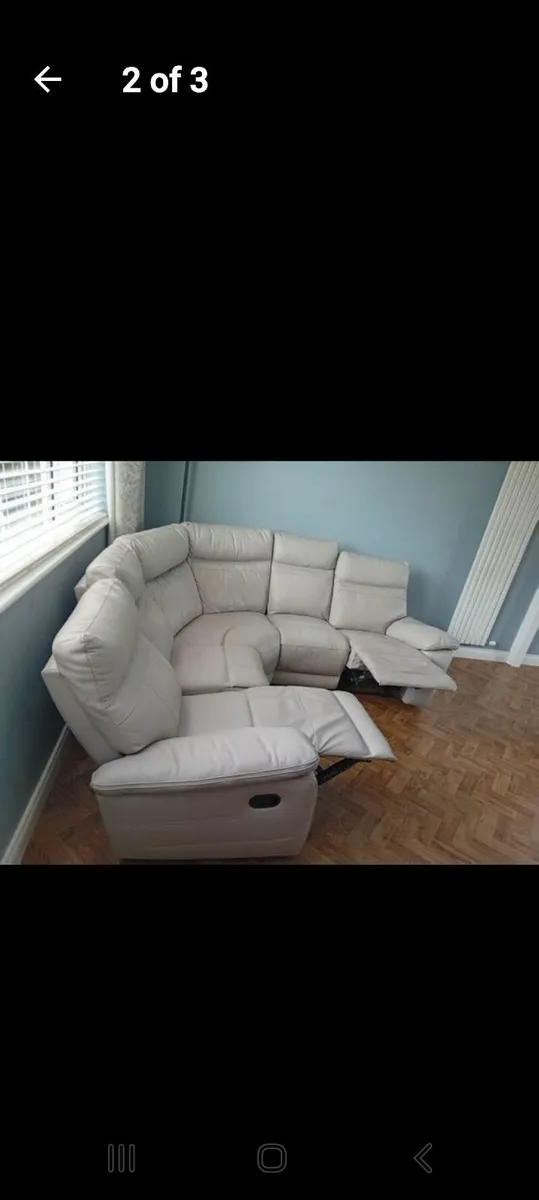 Corner sofa - Image 1