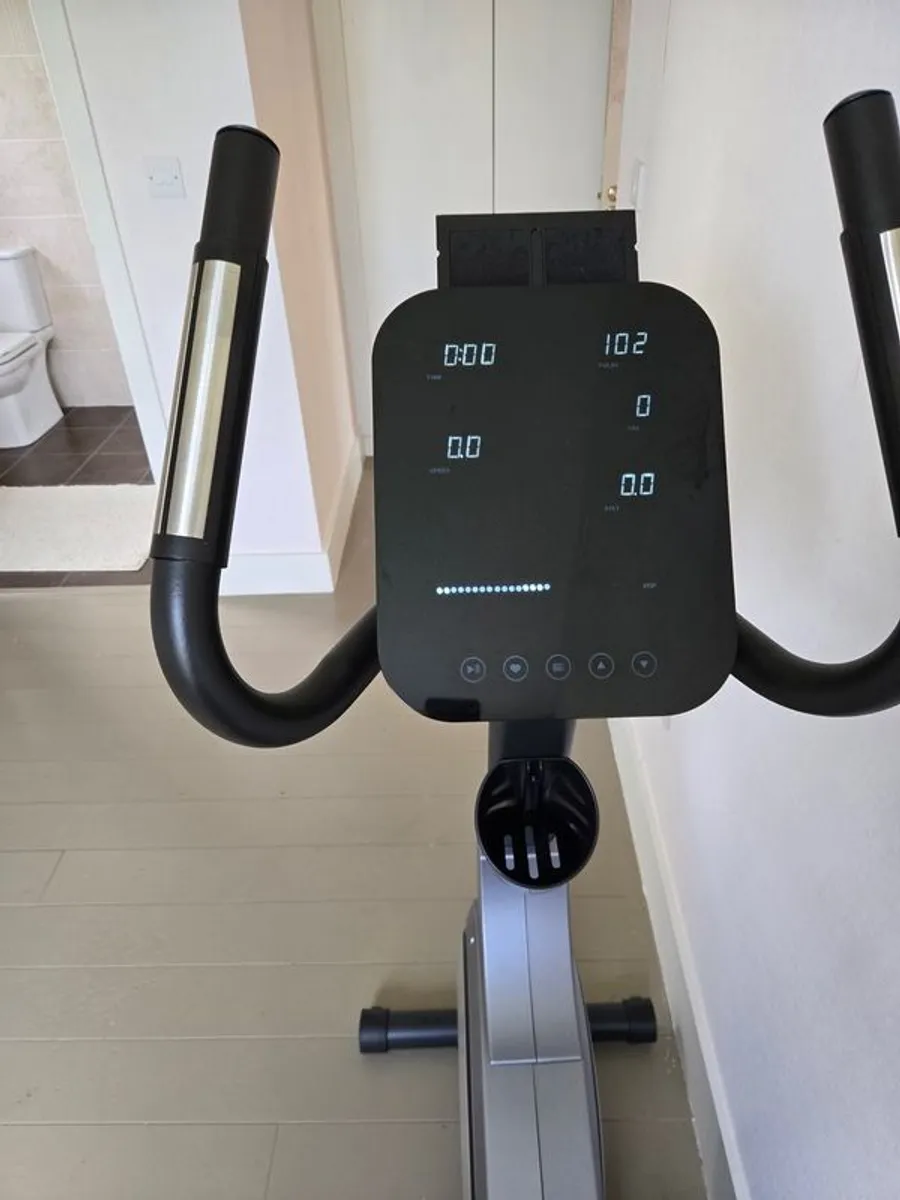 Exercise bike - Image 3