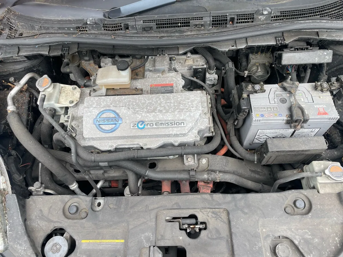 Nissan leaf - Image 2