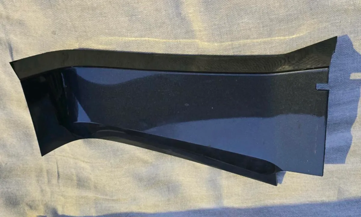2025 Ford Ranger Manual rool top cover & parts1100 - Image 4