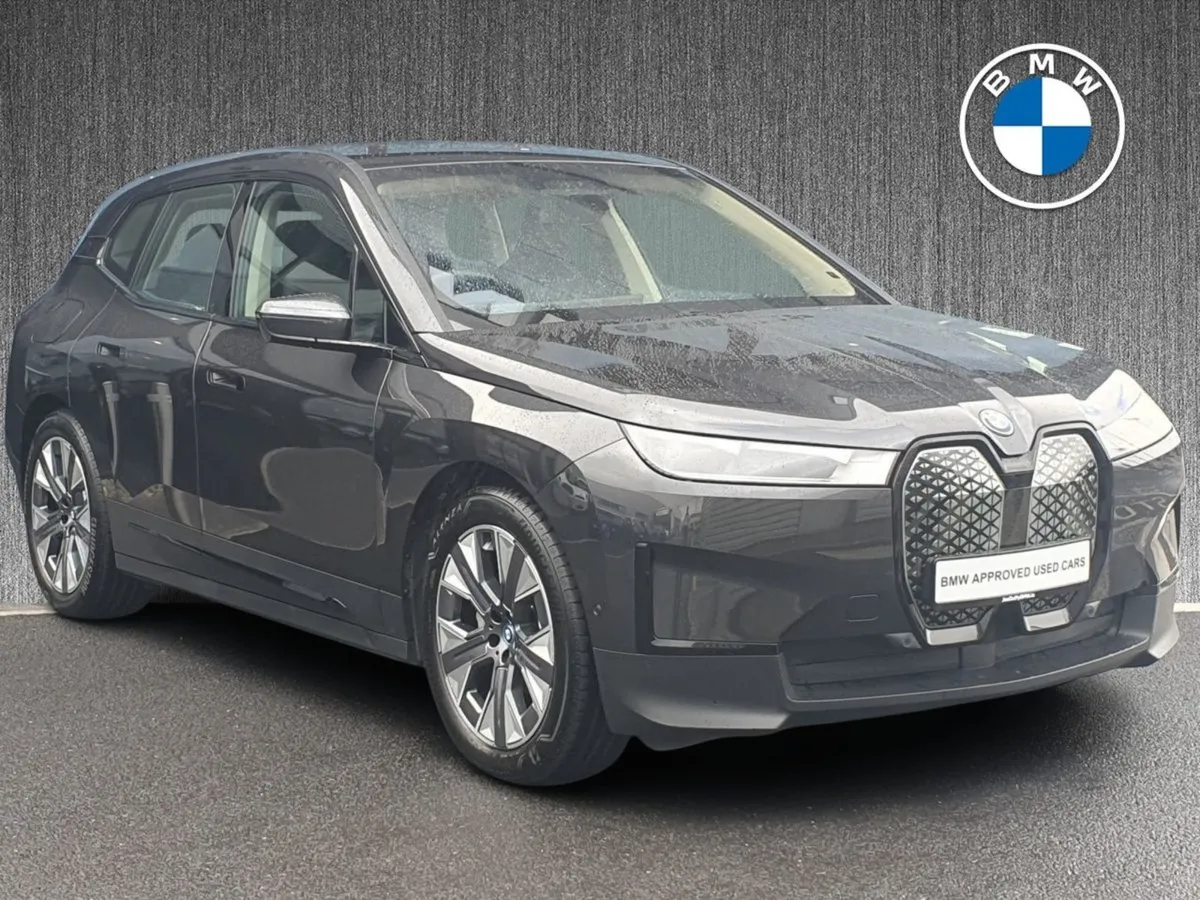 BMW IX Xdrive40 Sport - Image 1