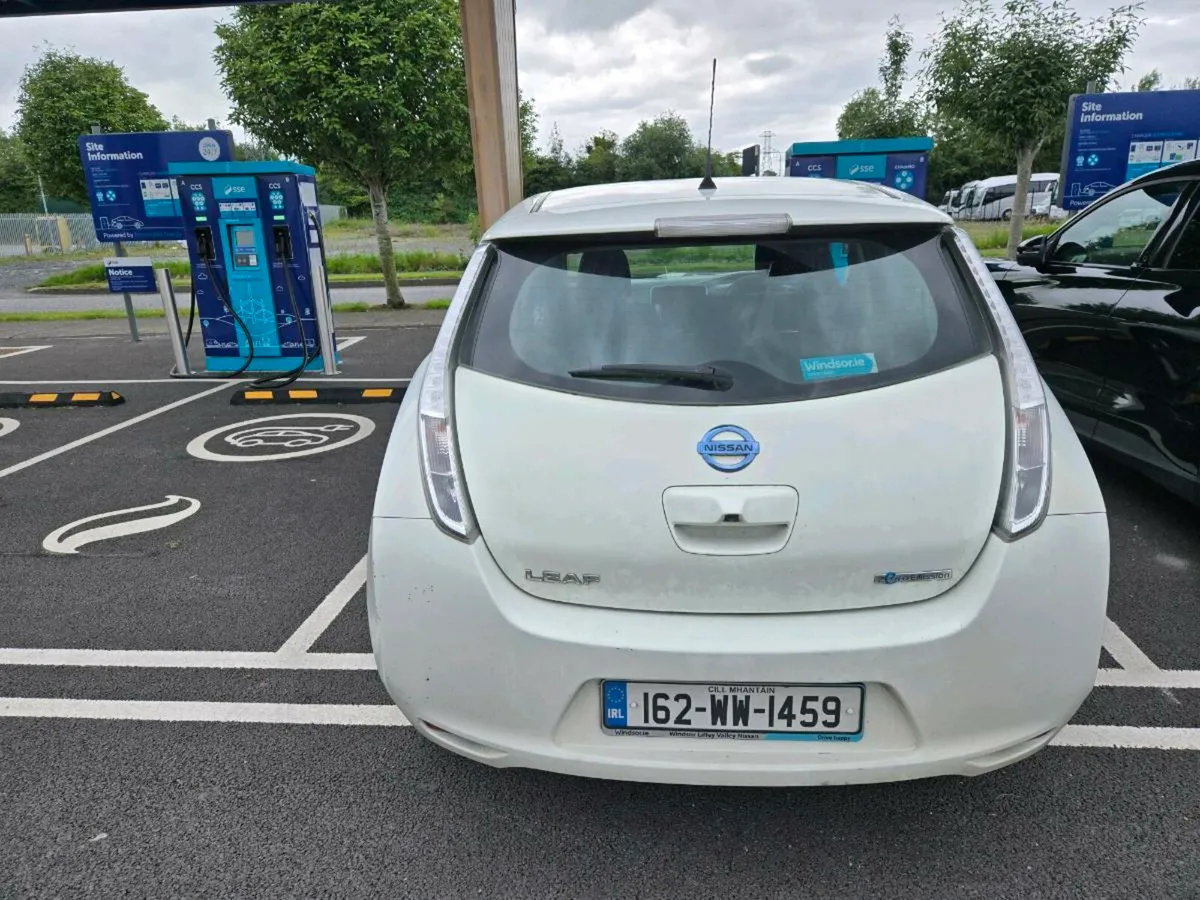 Nissan Leaf - Image 2