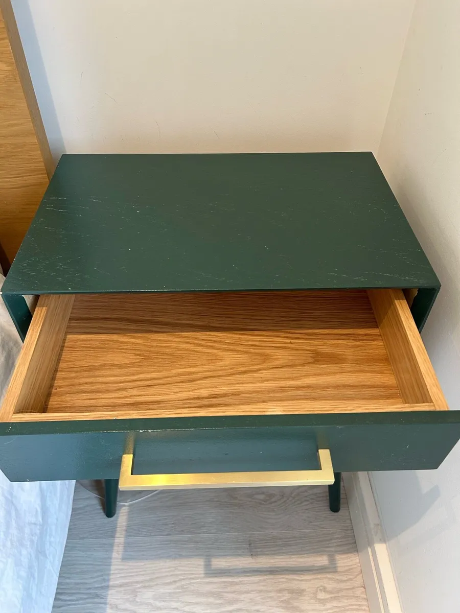 Bedside Tables x 2 - Image 3
