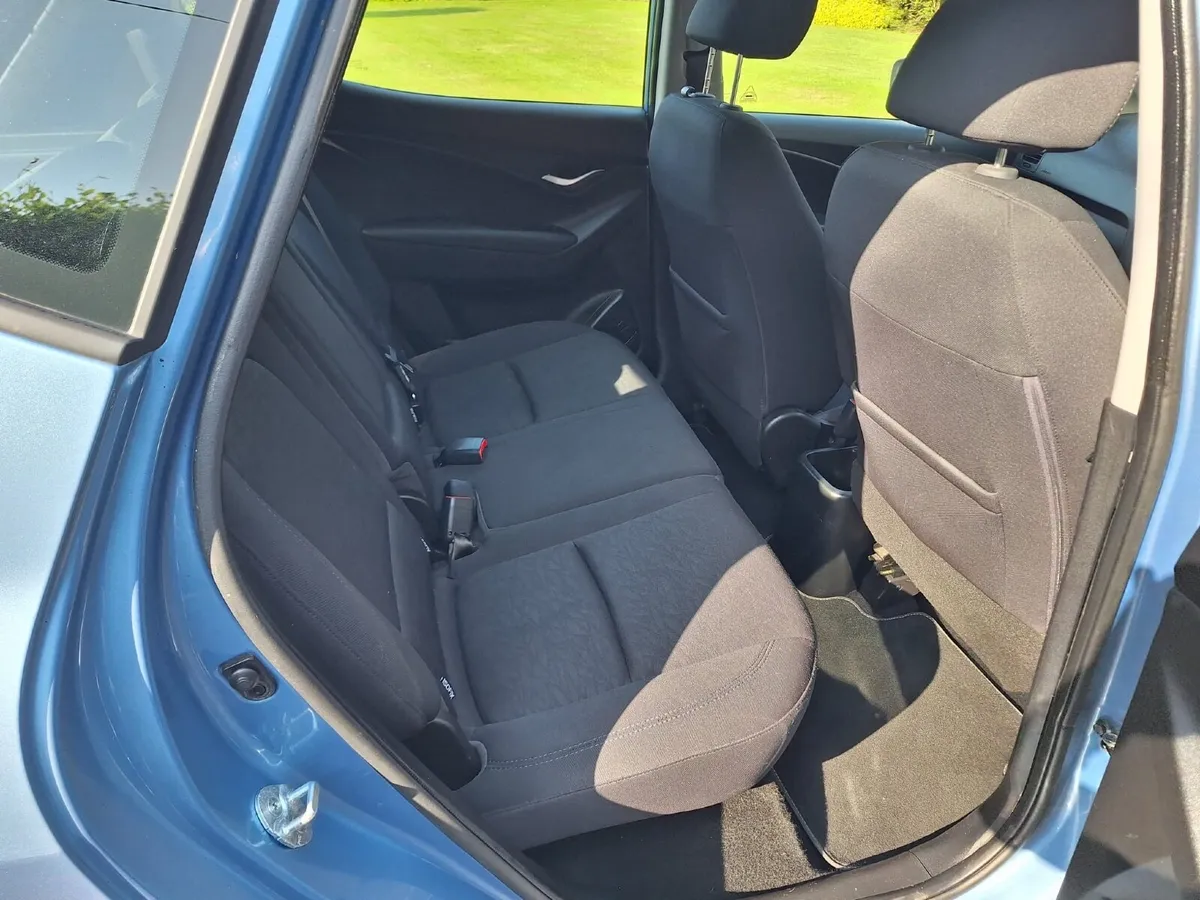 Hyundai ix20 2012 - Image 4