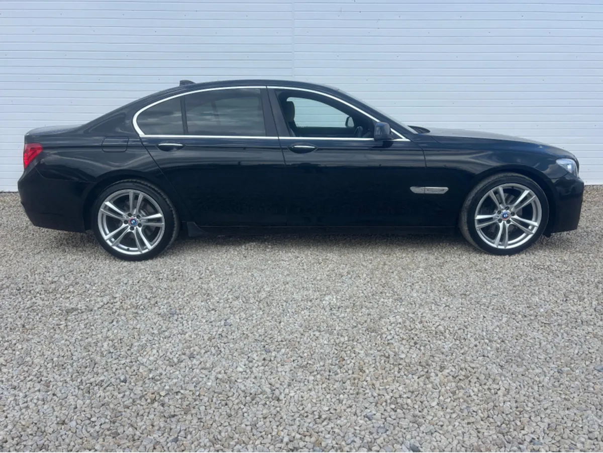 BMW 7-Series D F01 M SPORT 4DR AUTO - Image 3