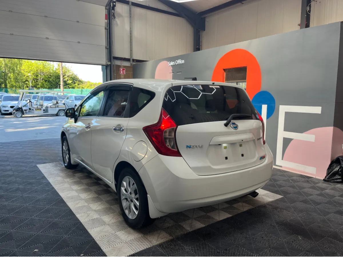 Nissan Note 1.2 PETROL AUTOMATIC / 106k KMs / REVE - Image 4