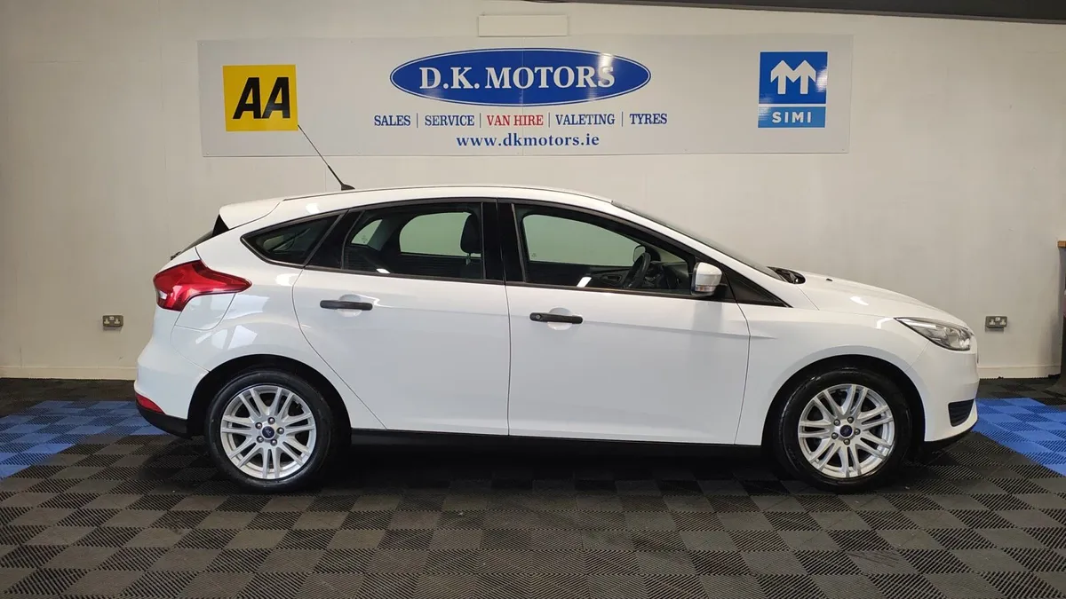 FORD FOCUS - Image 3