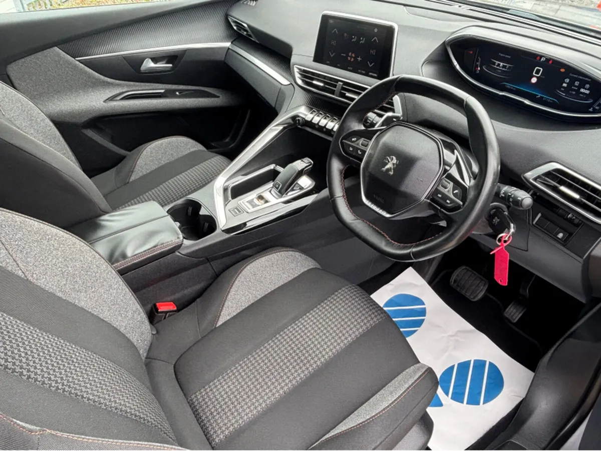 Peugeot 3008 ACTIVE 1.6 BLUE HDI 120 AU AUTOMATIC - Image 3