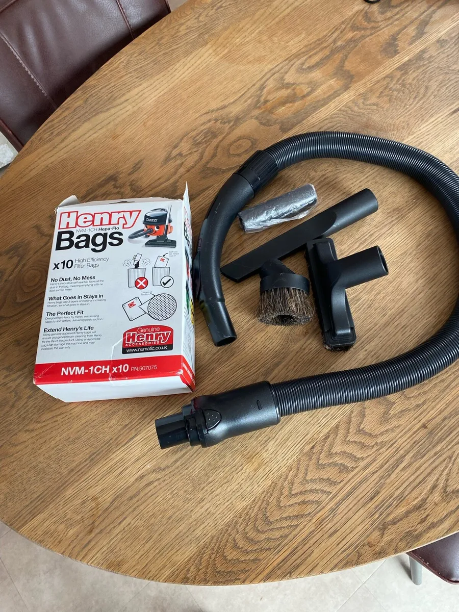 Henry vacuum cleaner - Image 2