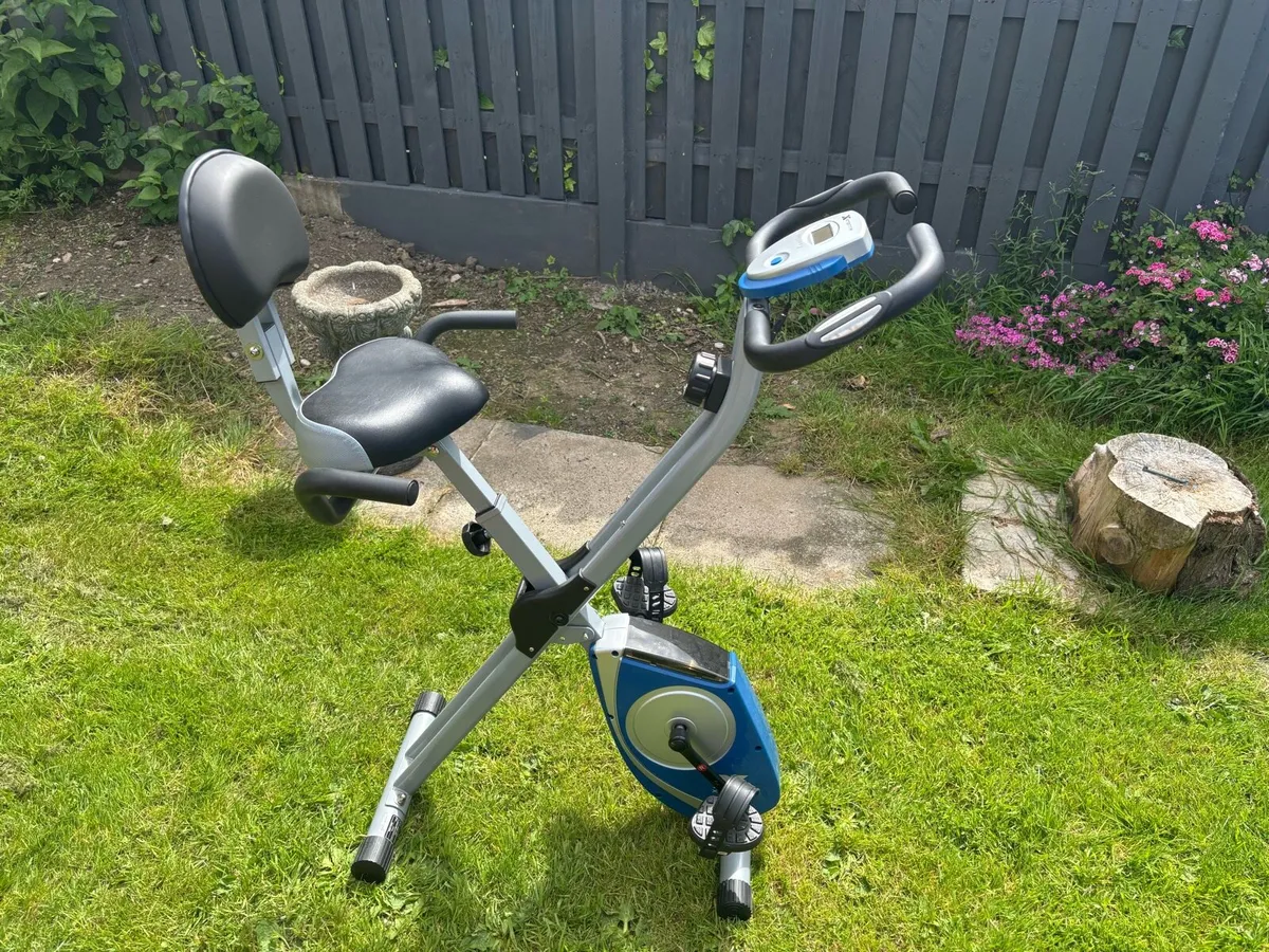 Gym equipment collection only - Image 1