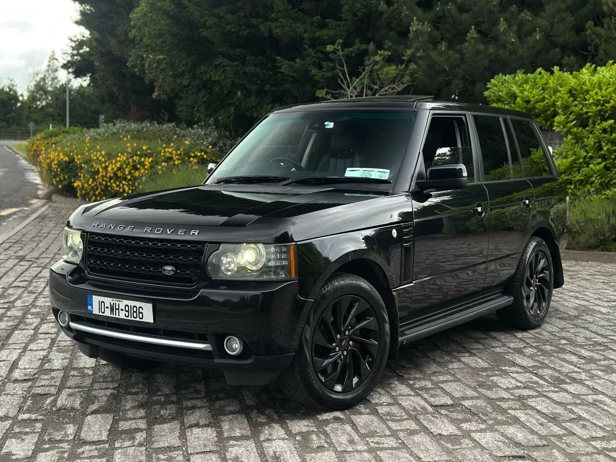2010 Range Rover Vogue TDV8 Auto Commercial - Image 1