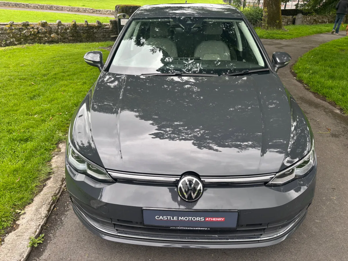 Volkswagen Golf 1.4 TSI GTE 245PS 5DR AUTO - Image 4