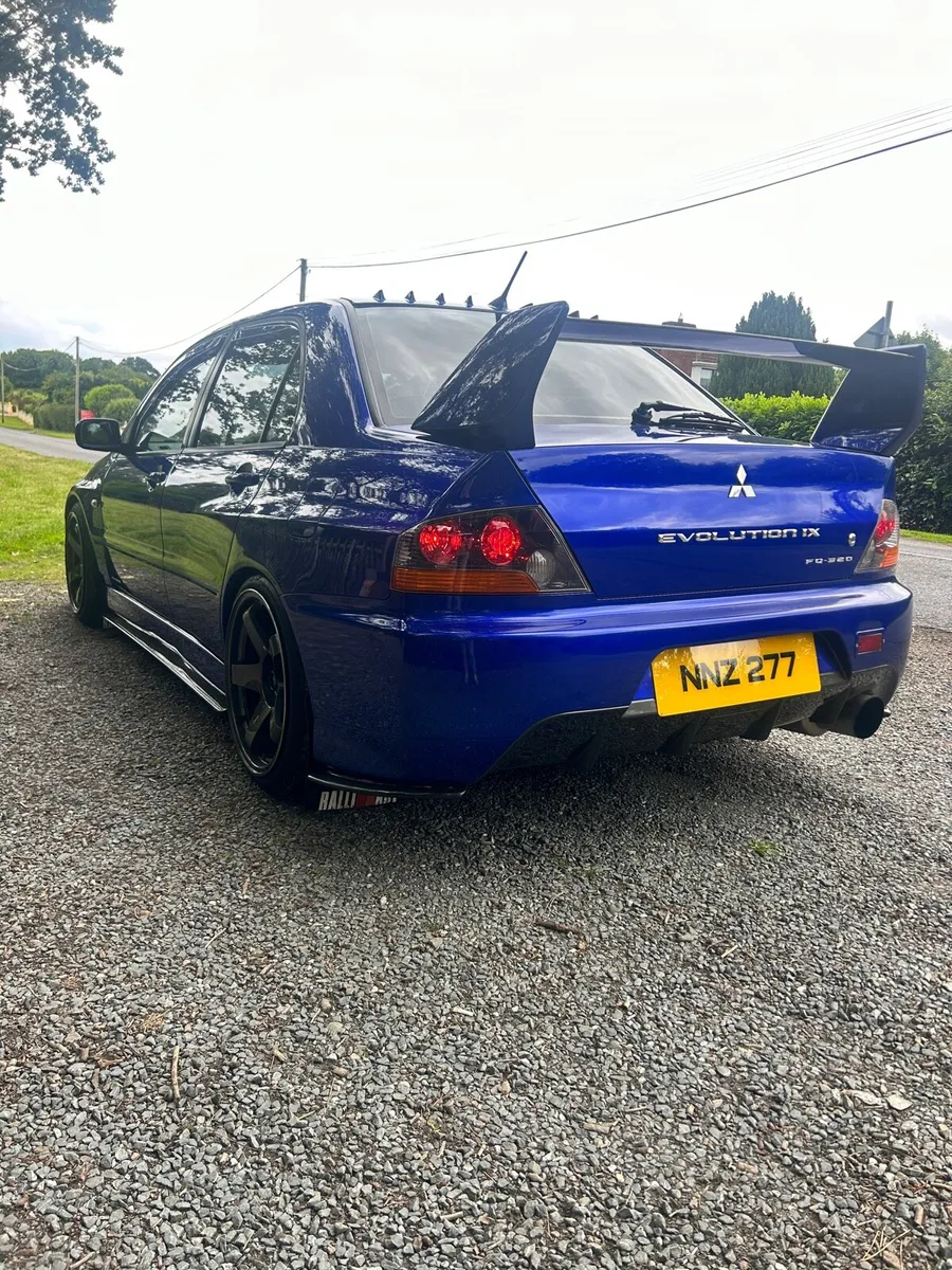 Evo 9 - Image 3