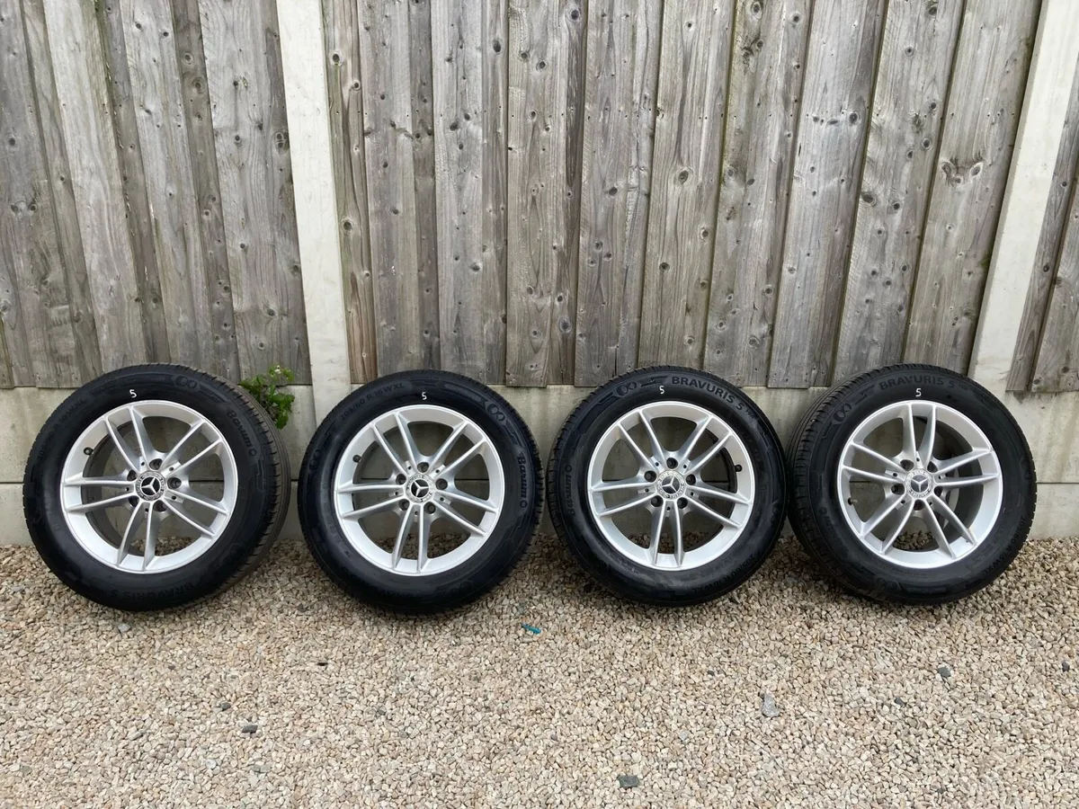 Lot 5 Mercedes alloys - Image 1