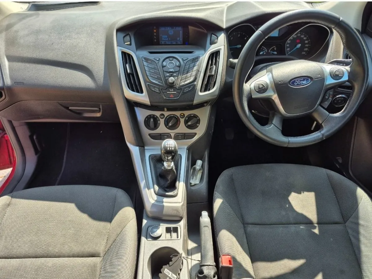 Ford Focus 2012 - Image 4