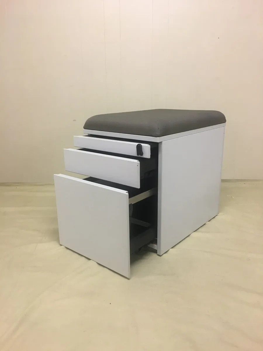Filing Cabinet - Image 3