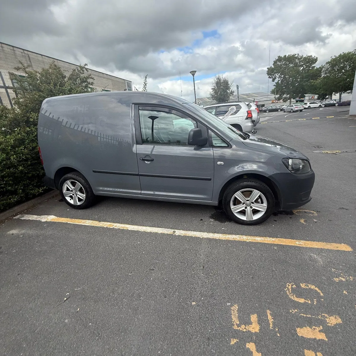 Volkswagen Caddy 2012 - Image 1