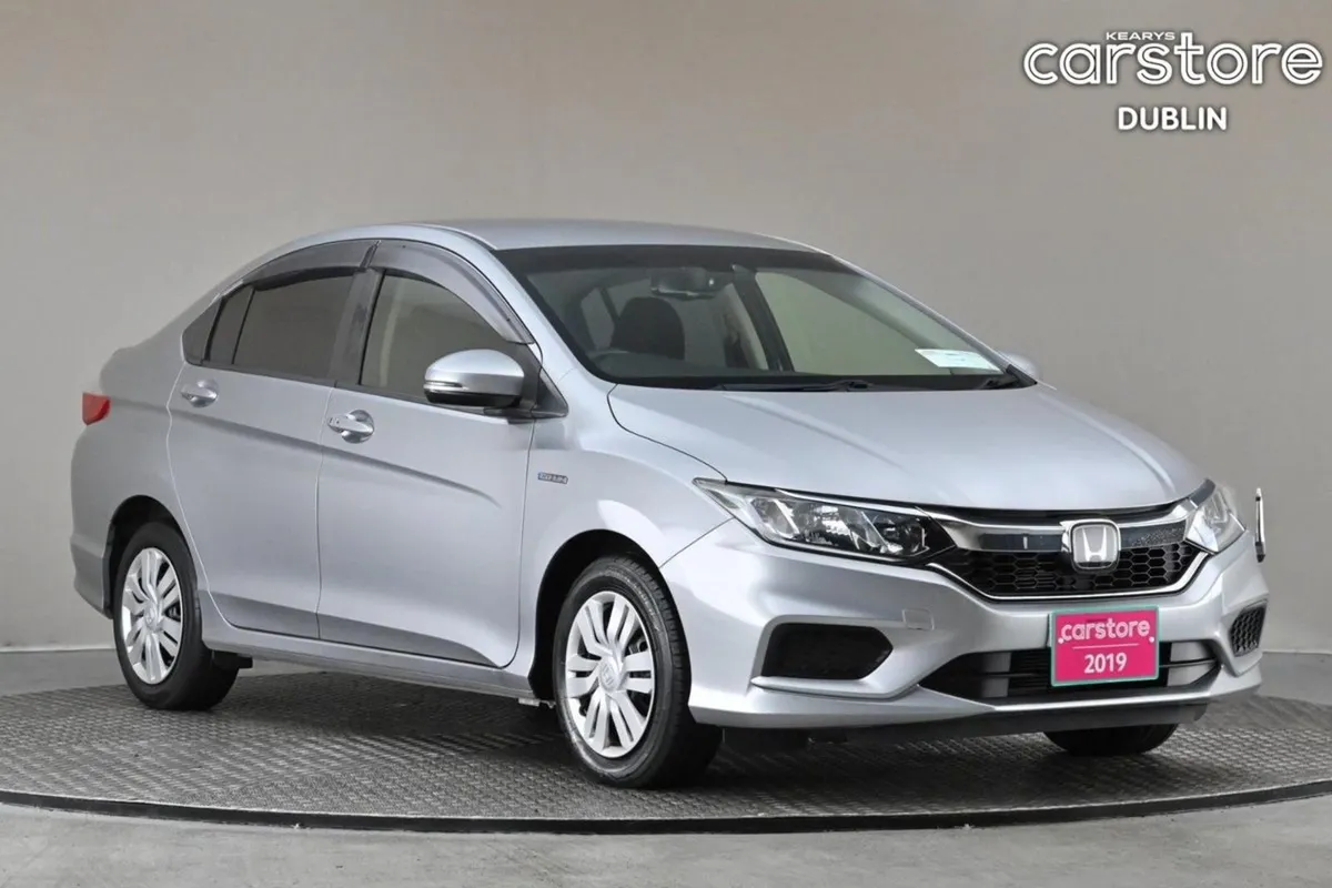 Honda Grace 1.5 Hybrid 4DR Auto  low Mileage rear - Image 1