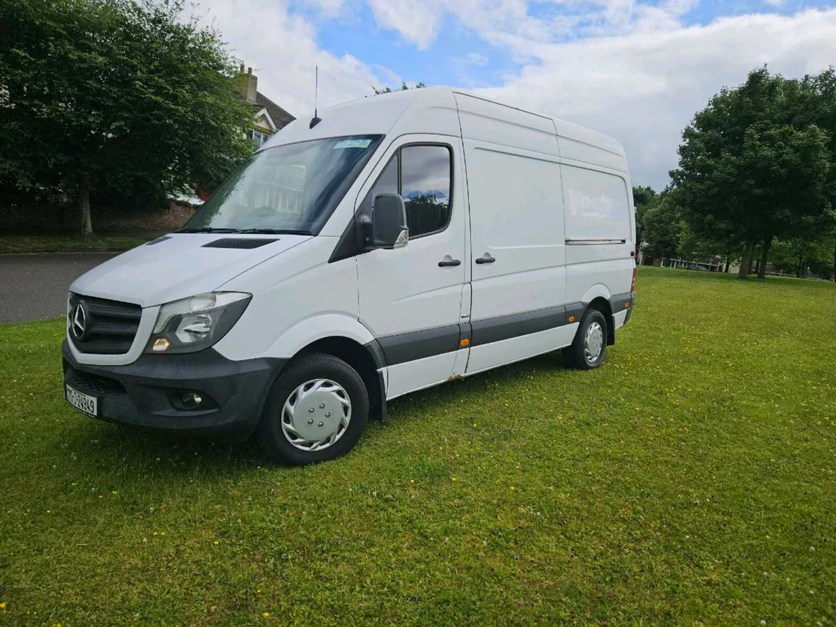 Bargain 171mercedes sprinter 314 high roof in mint - Image 1