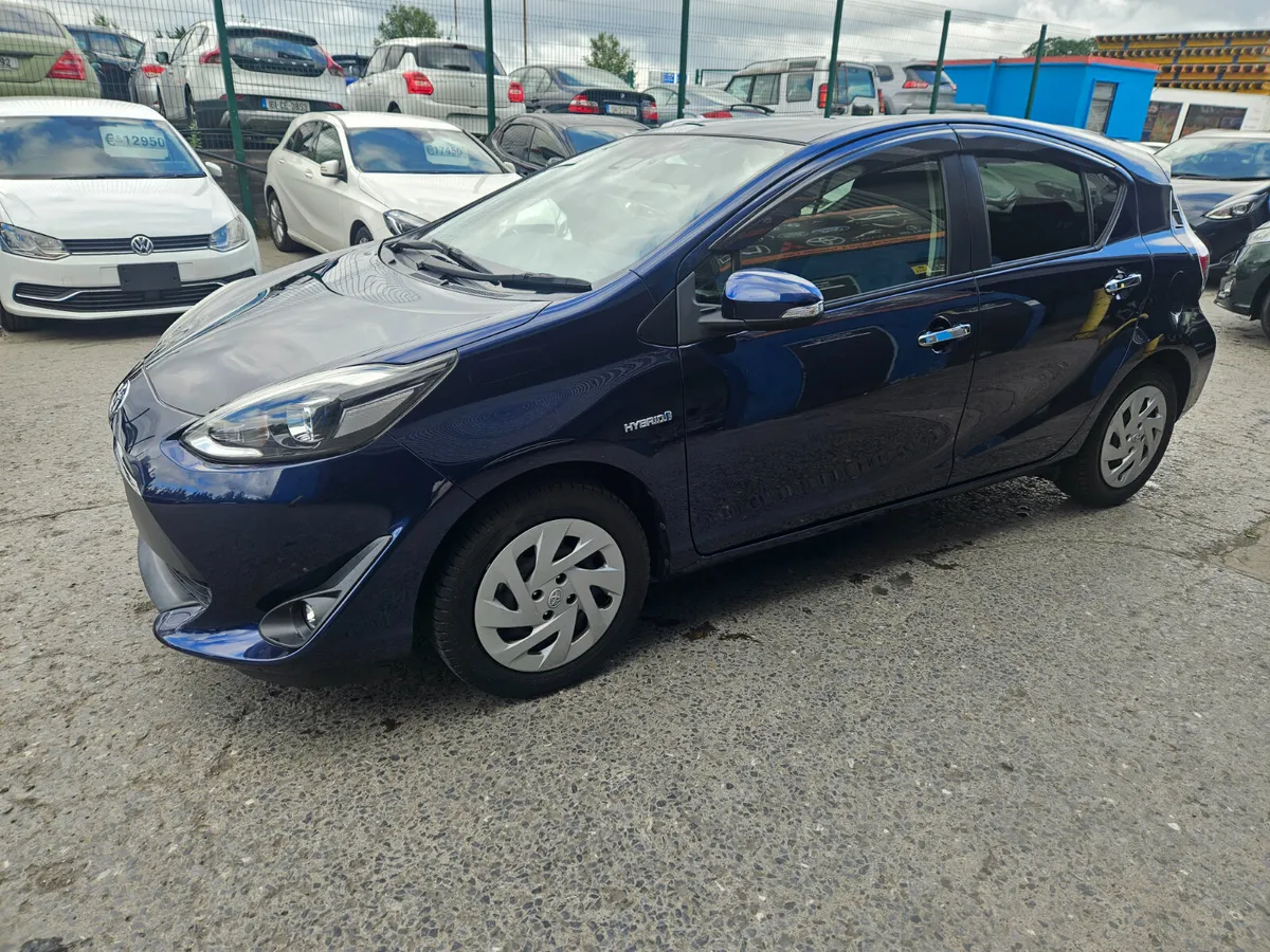 2018 Toyota Aqua Hybrid Automatic - Image 3