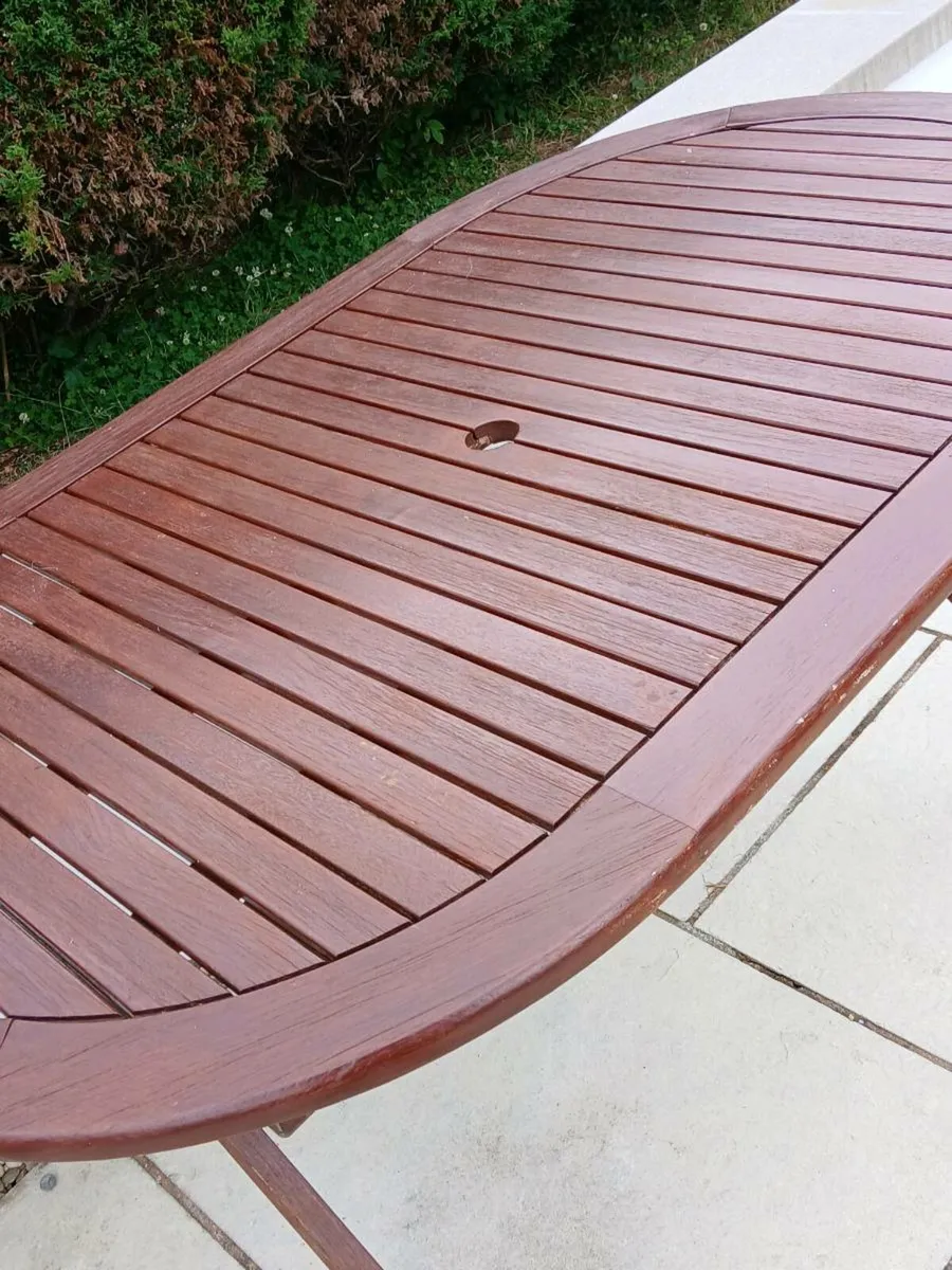 Garden table - Image 2