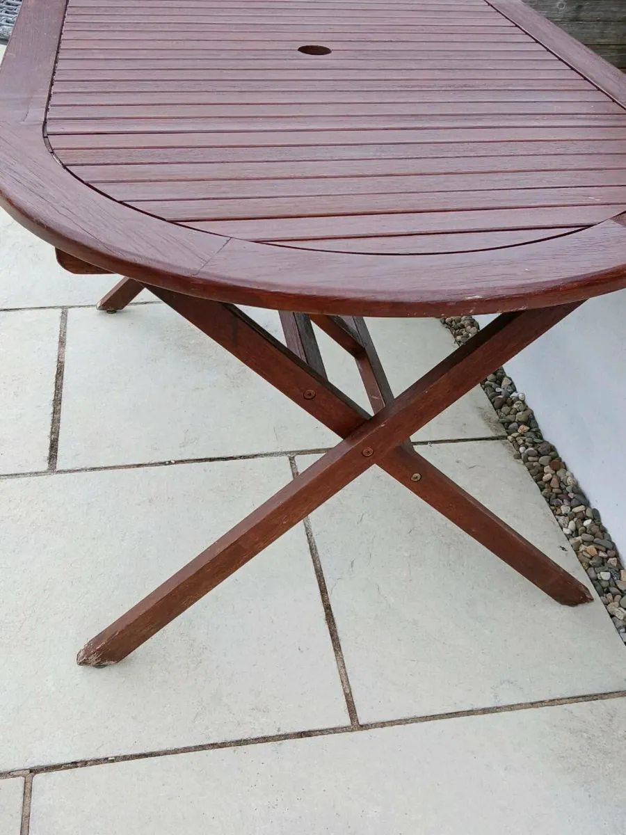 Garden table - Image 4