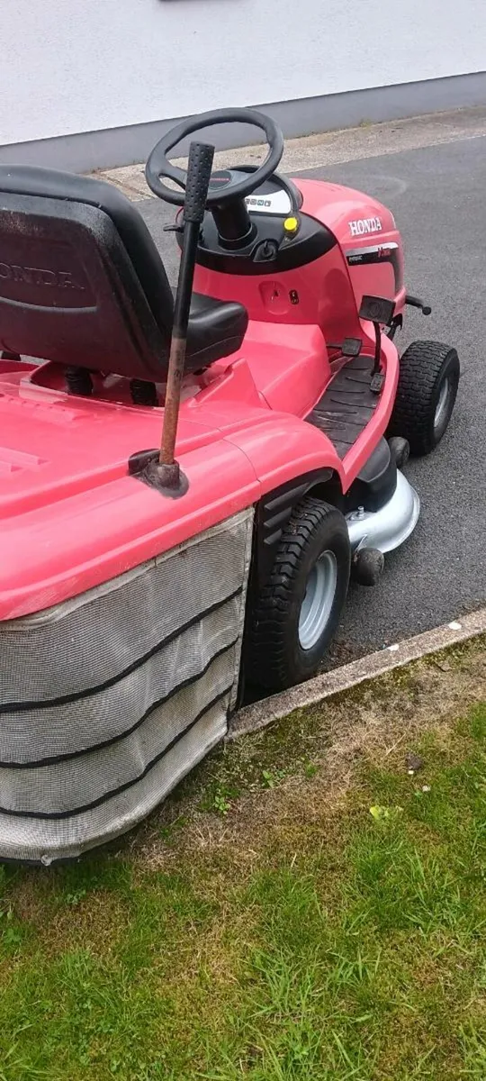 Lawnmower - Image 4