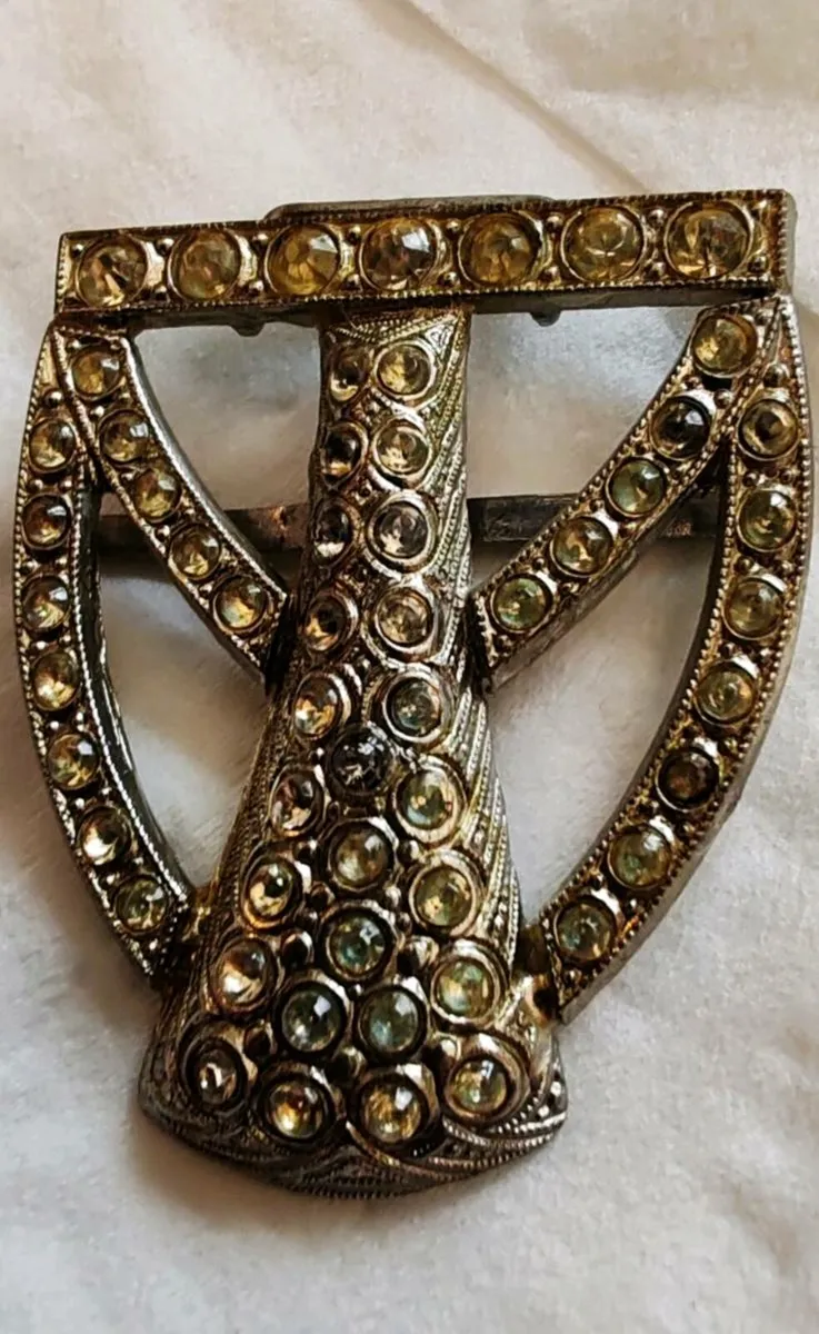 Vintage scarf clip - Image 1